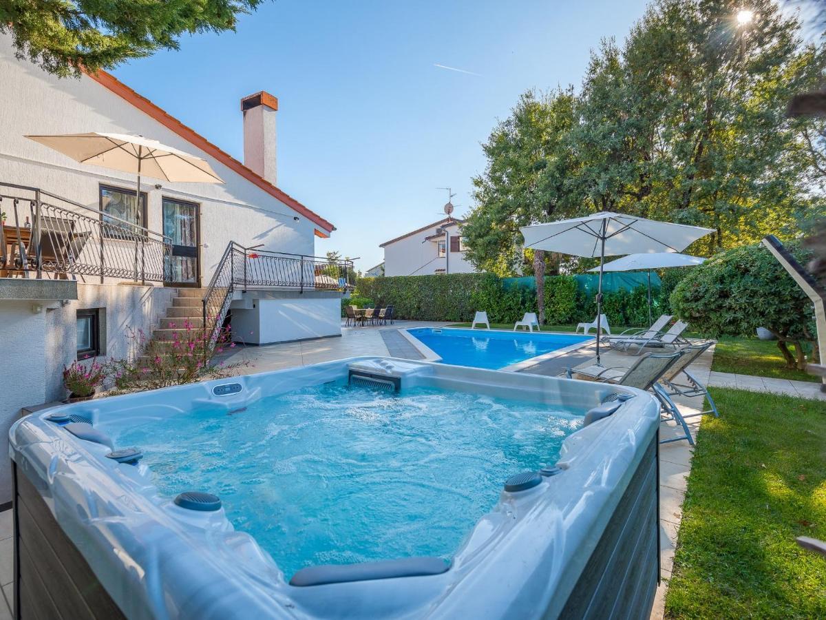 Villa Martimar With Pool And Hot Tub In Istria Rosini Buitenkant foto